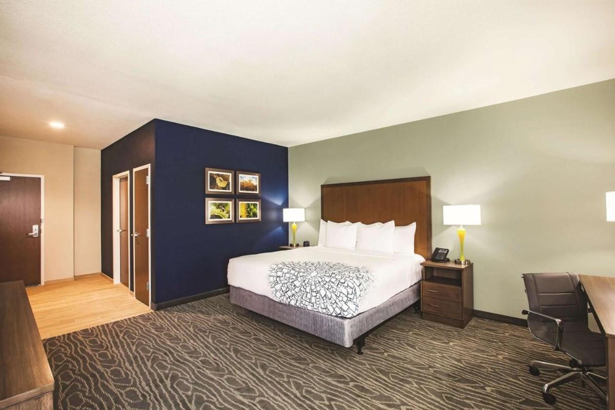 La Quinta By Wyndham Omaha Airport Downtown Otel Carter Lake Dış mekan fotoğraf