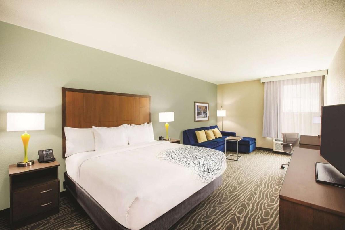 La Quinta By Wyndham Omaha Airport Downtown Otel Carter Lake Dış mekan fotoğraf