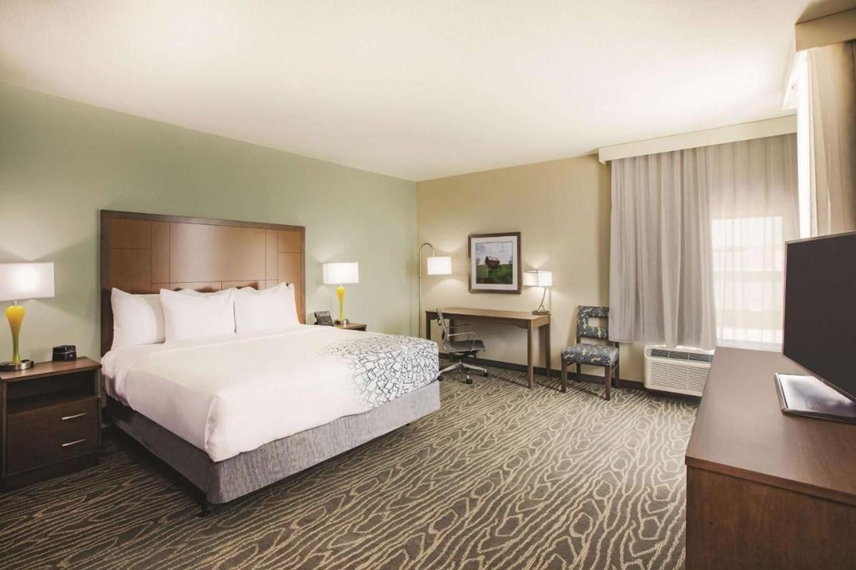 La Quinta By Wyndham Omaha Airport Downtown Otel Carter Lake Dış mekan fotoğraf