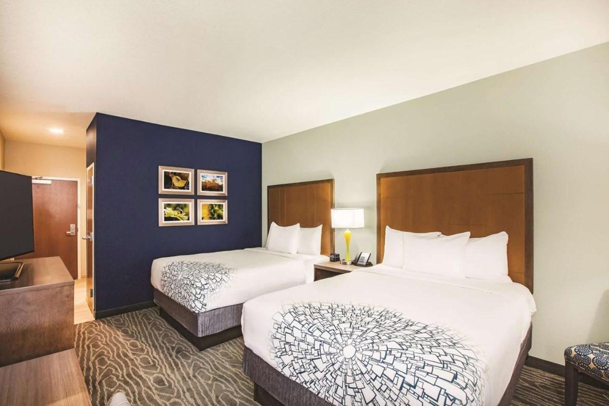 La Quinta By Wyndham Omaha Airport Downtown Otel Carter Lake Dış mekan fotoğraf