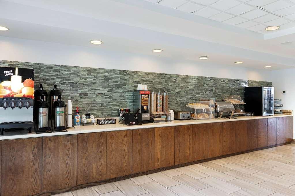 La Quinta By Wyndham Omaha Airport Downtown Otel Carter Lake Konforlar fotoğraf