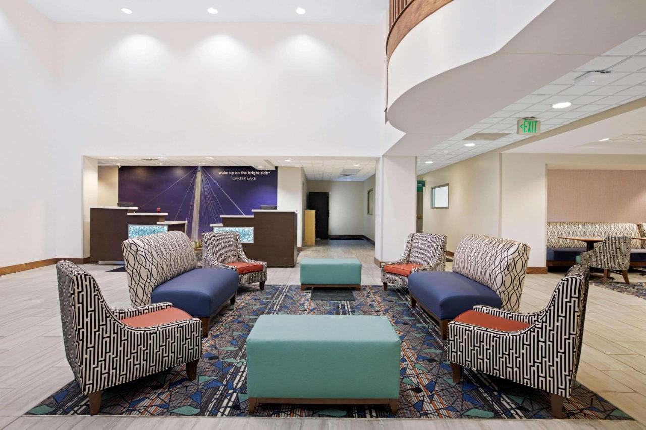 La Quinta By Wyndham Omaha Airport Downtown Otel Carter Lake Dış mekan fotoğraf