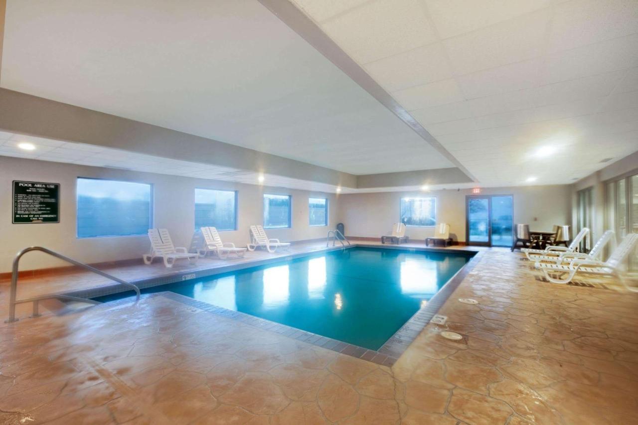La Quinta By Wyndham Omaha Airport Downtown Otel Carter Lake Dış mekan fotoğraf